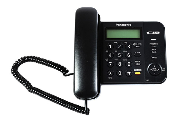 2835-inthoaicnhpanasonickxts560-en-1 Điện thoại cố định Panasonic KXTS560